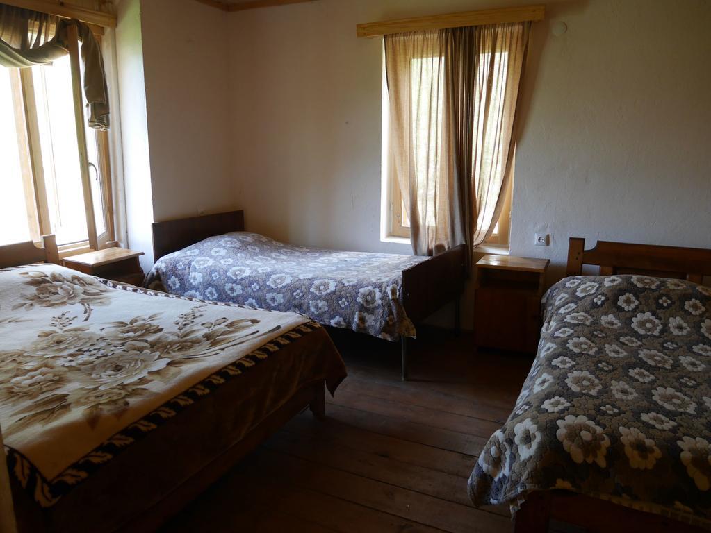 Chazhashi Guesthouse Ushguli Eksteriør bilde